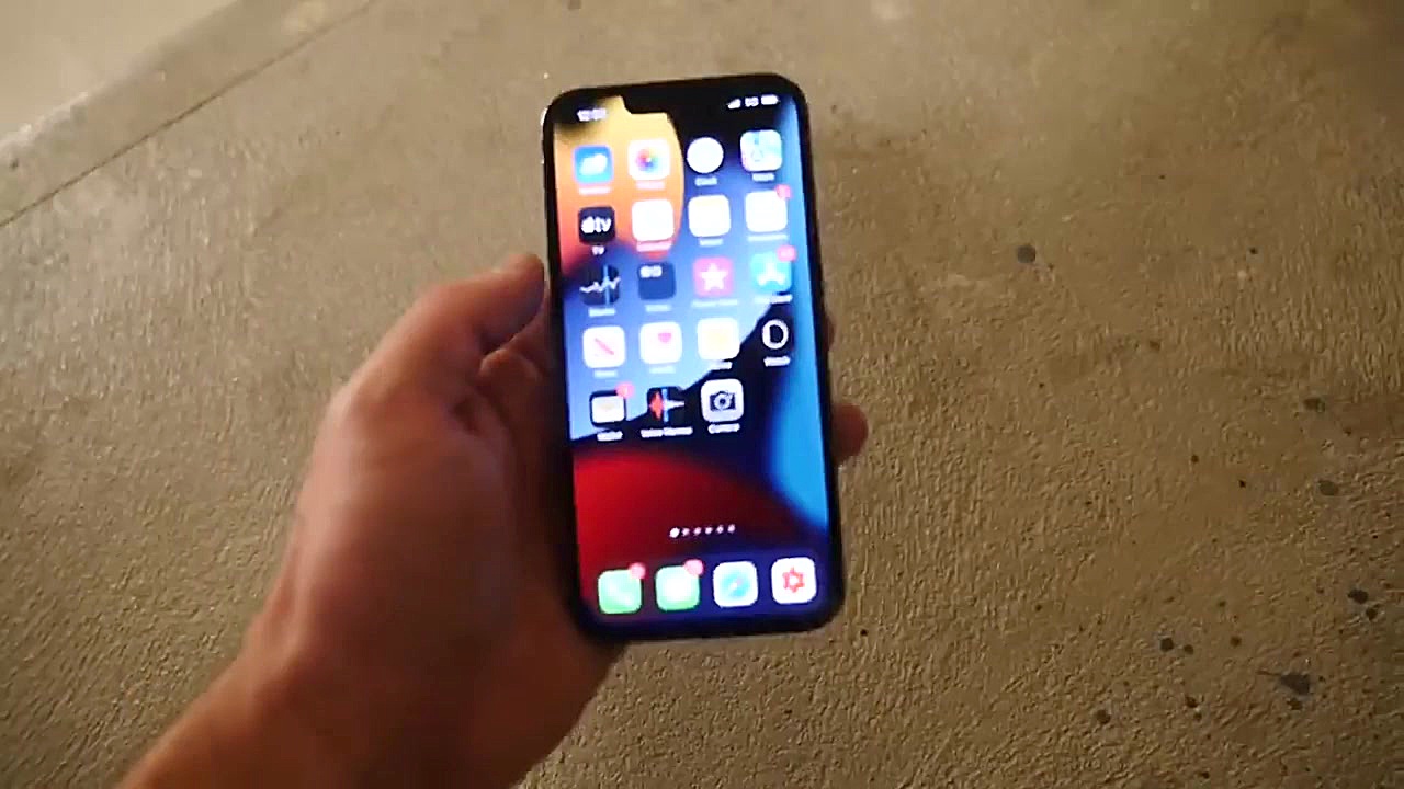 مبارزه آیفون 13 پرو با نوکیا 3...