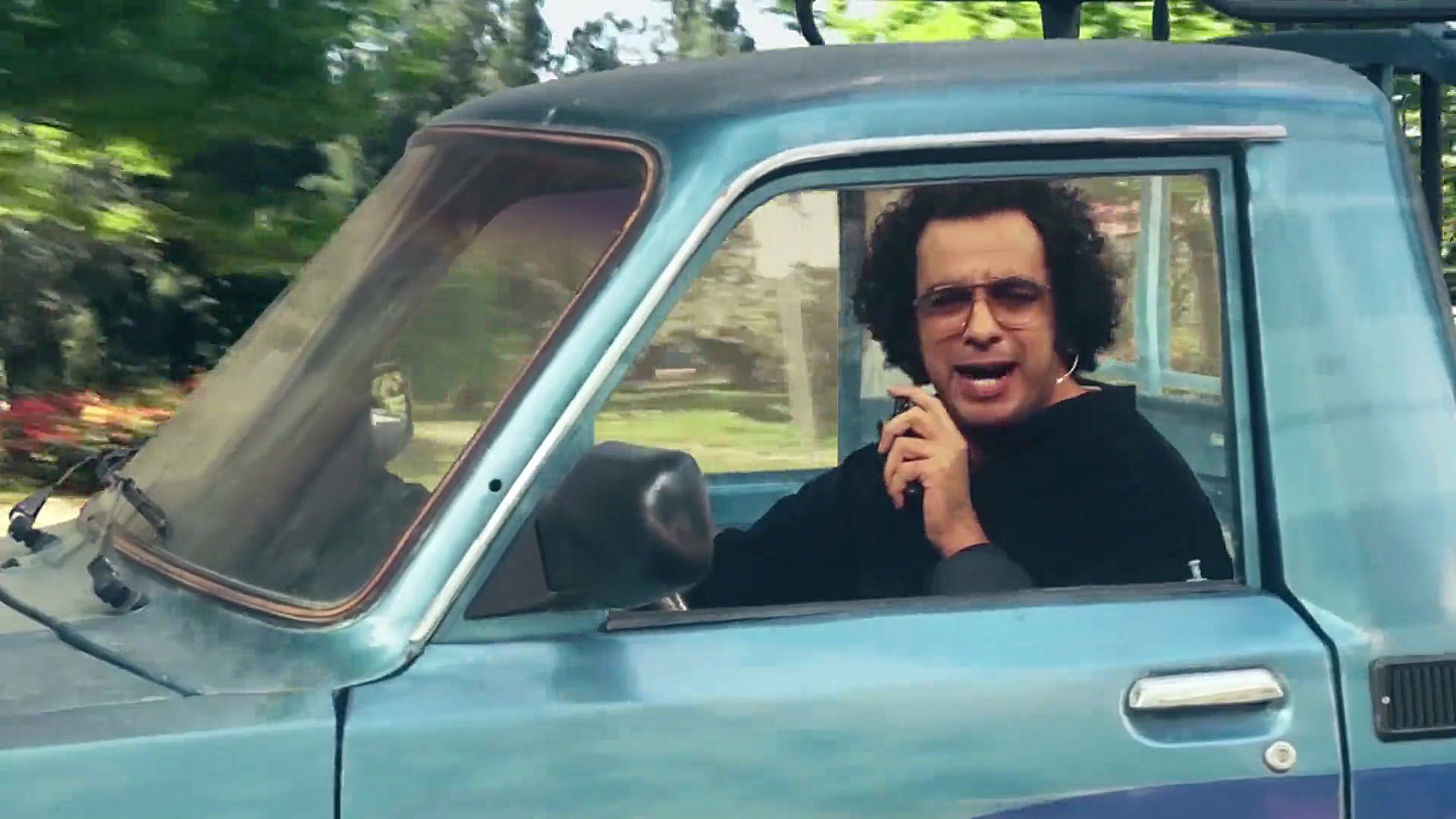 نیسان آبی در فیلیمومدرسه