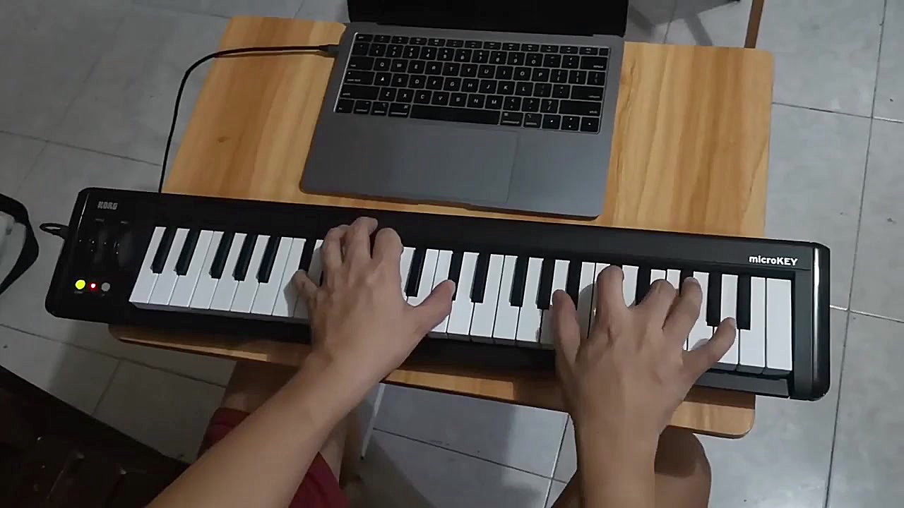 تست میدی کنترلر کرگ Korg micro...