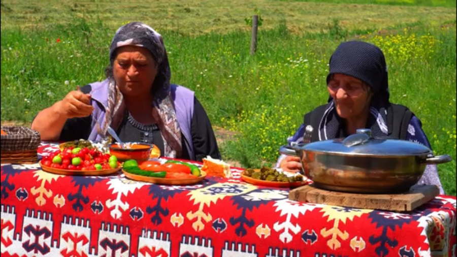 آشپزی یئپراق دولماسی یا دلمه ب...