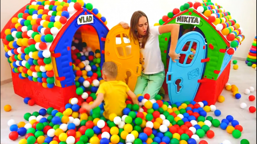 ولاد و نیکیتا | توپ های رنگی V...