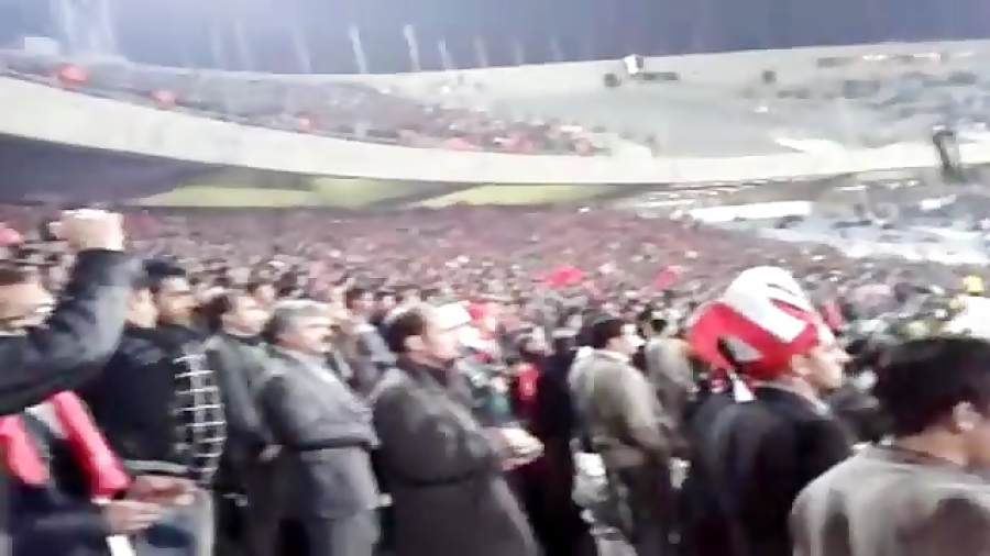 شور شوق هواداران تراکتور  آزاد...