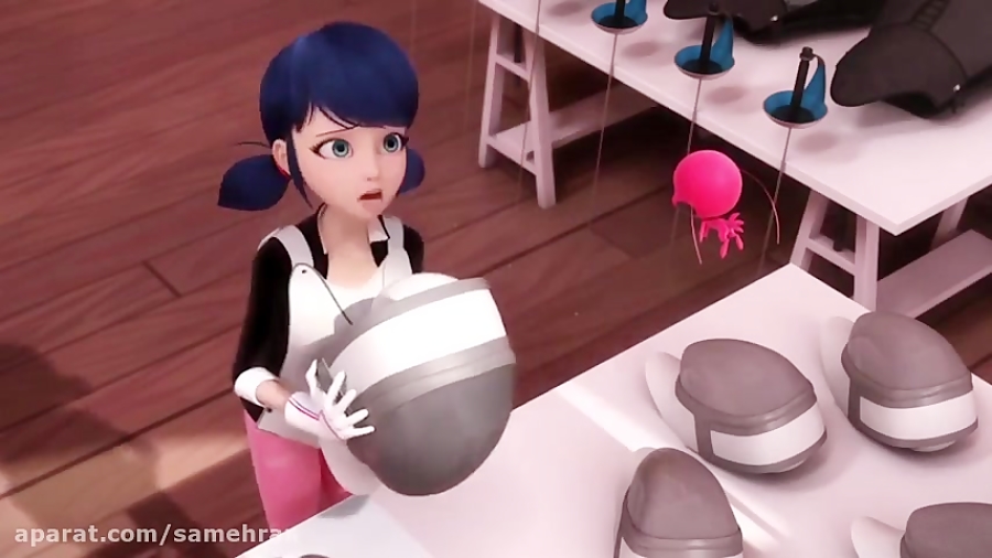 دختر کفشدوزکی و گربه سیاه دوبل...