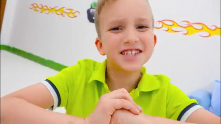 بانوان کودک  ولاد و نیکیتا  سر...