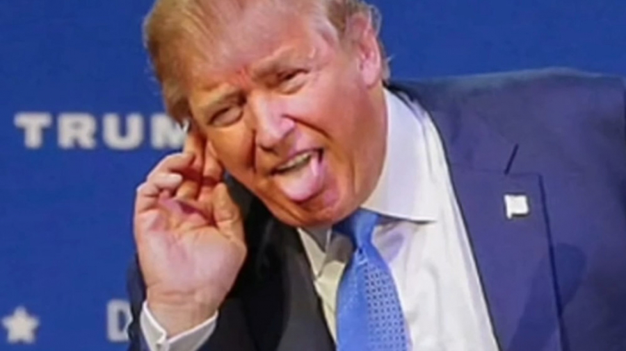 گوزیدن بایدن در سخنرانی