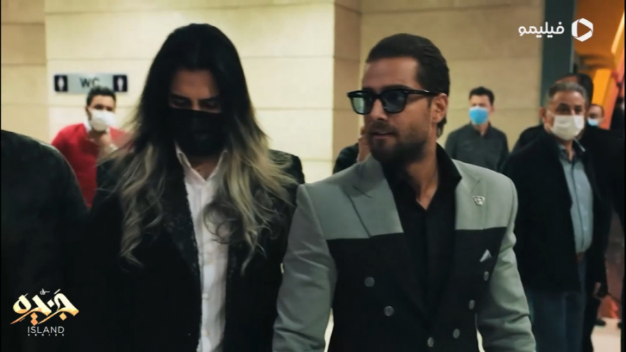 اکران مردمی جزیره با حضور پرشو...