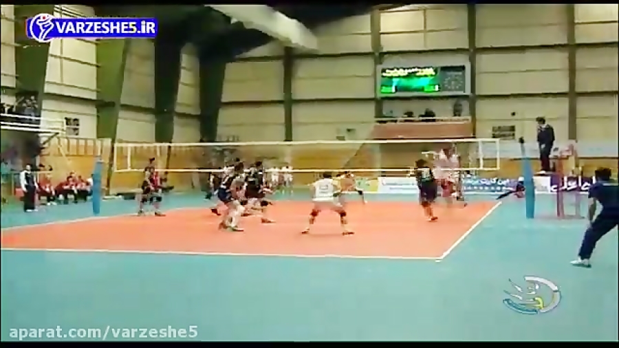 پیش بازی پیکان و شهرداری ارومی...