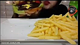 سوگند فود خوردن همبرگر غول‌پیک...