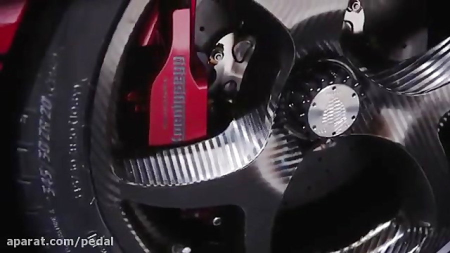 رونمایی از کوئنیگ زِگ رگرا