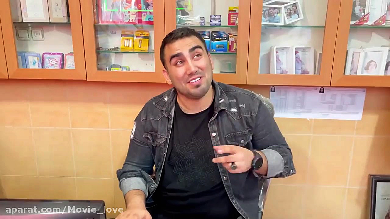 همایون رستمی