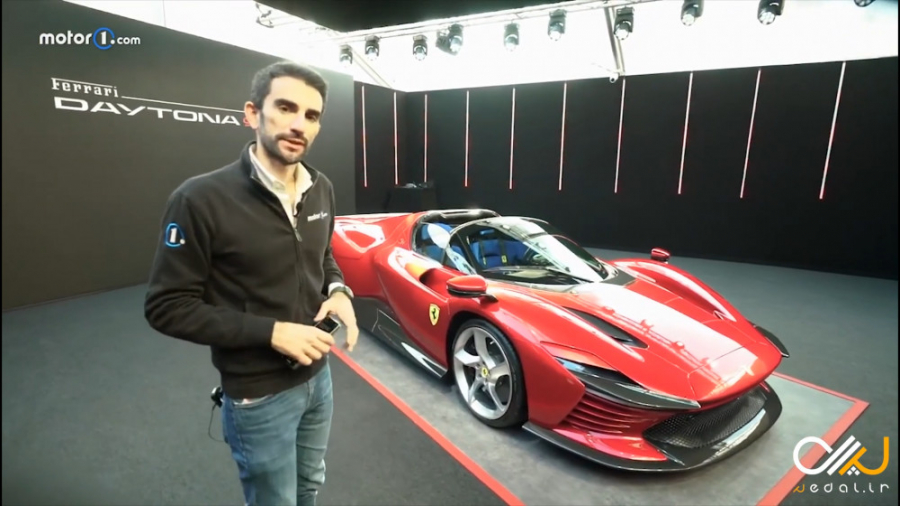 نگاه نزدیک به طراحی فراری SP3...