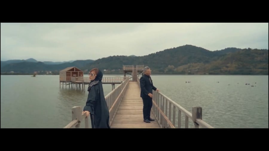 افشین آذری  عشق اولسون