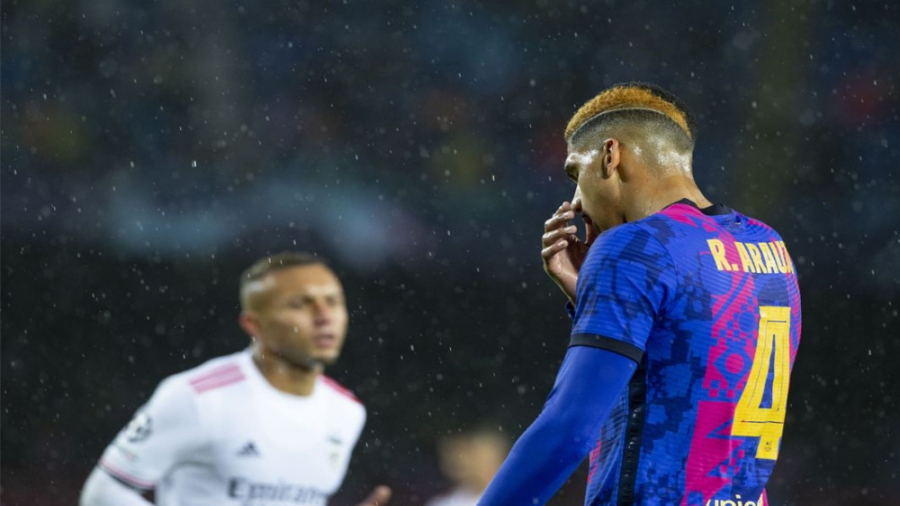 گل آرائوخو به بنفیکا که مردود...