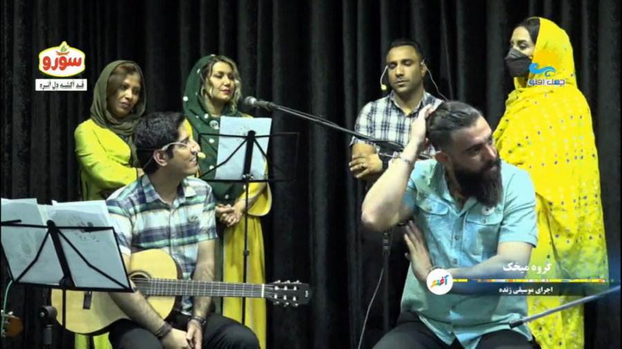 گفت و گو با اعضای گروه موسیقی...