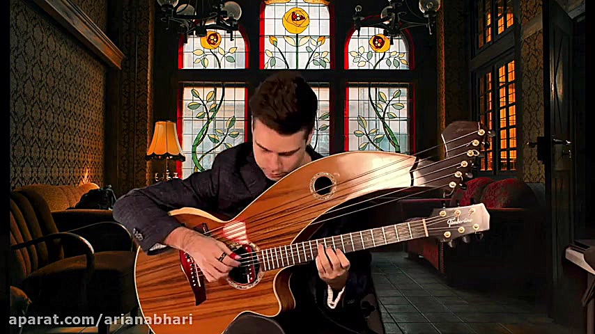 اجرای آهنگ کریسمس با ساز هارپ...
