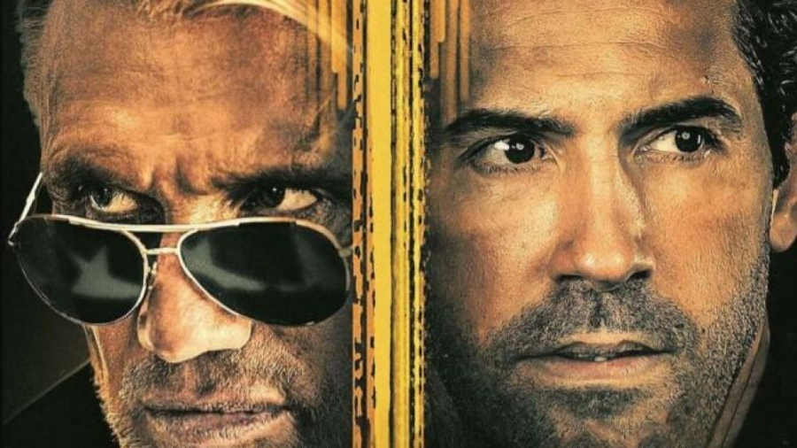 فیلم قلعه سقوط می کند Castle F...