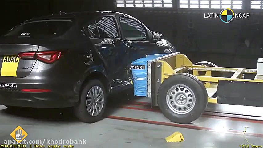 تست تصادف فولکس واگن تائوس