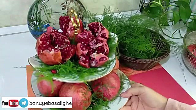 میوه آرایی شب یلدایی با انار...