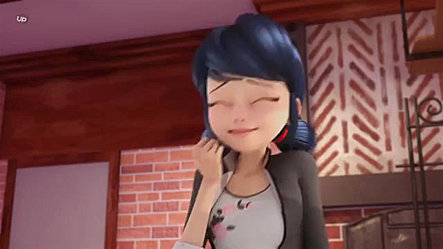 دختر کفشدوزکی و گربه سیاه