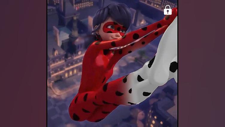 دختر کفشدوزکی