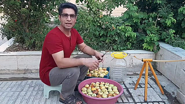 آموزش تهیه سرکه سیب و فواید سر...