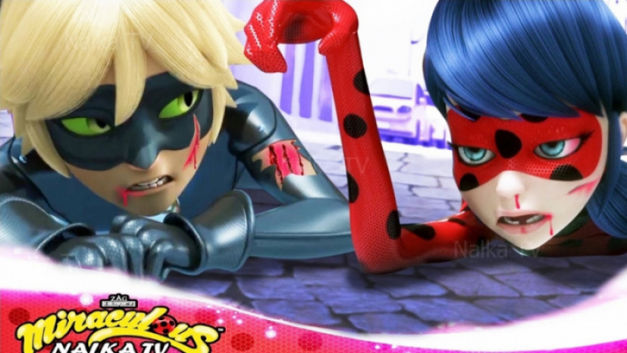 دختر کفشدوزکی و گربه سیاه دوبل...