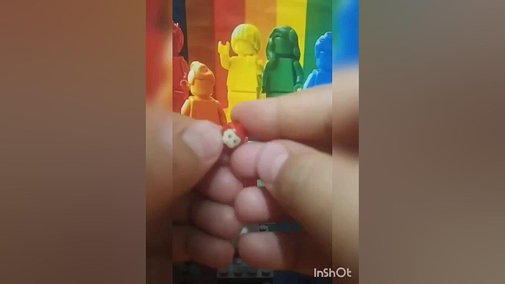 بررسی لگو فلش تقدیم به یاشار ل...