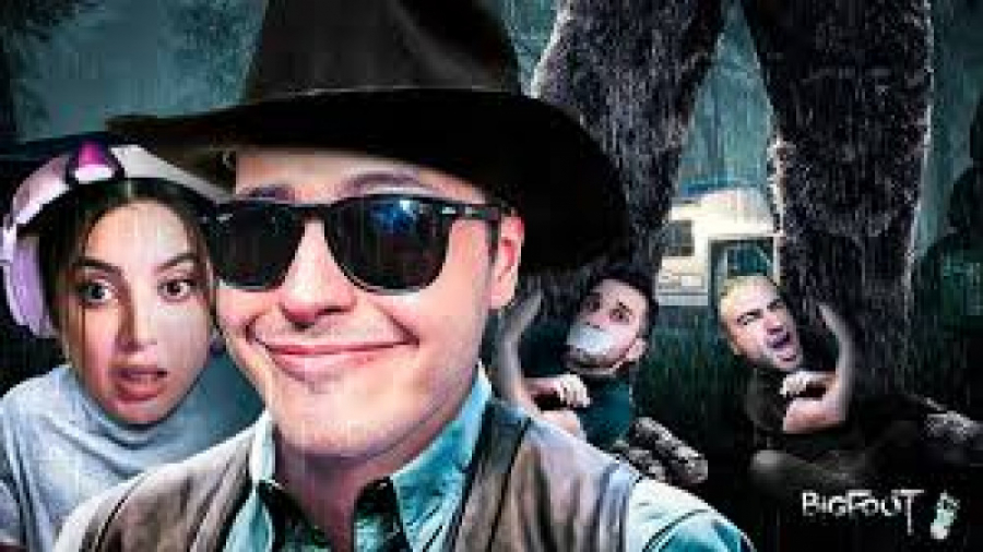 اریا کئوکسر  تکپا در جست و جو...