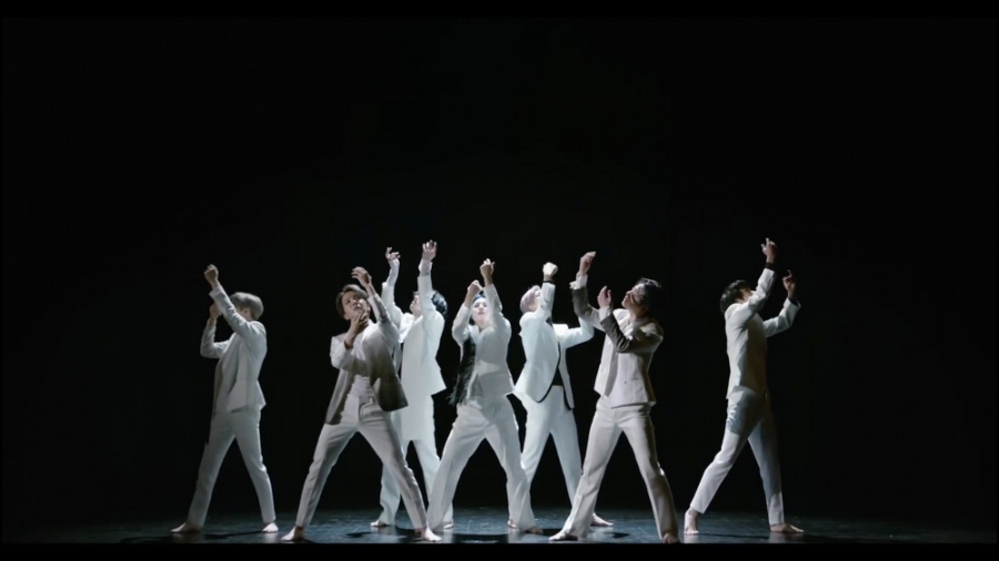 Black swan بلک سوان بی تی اس b...