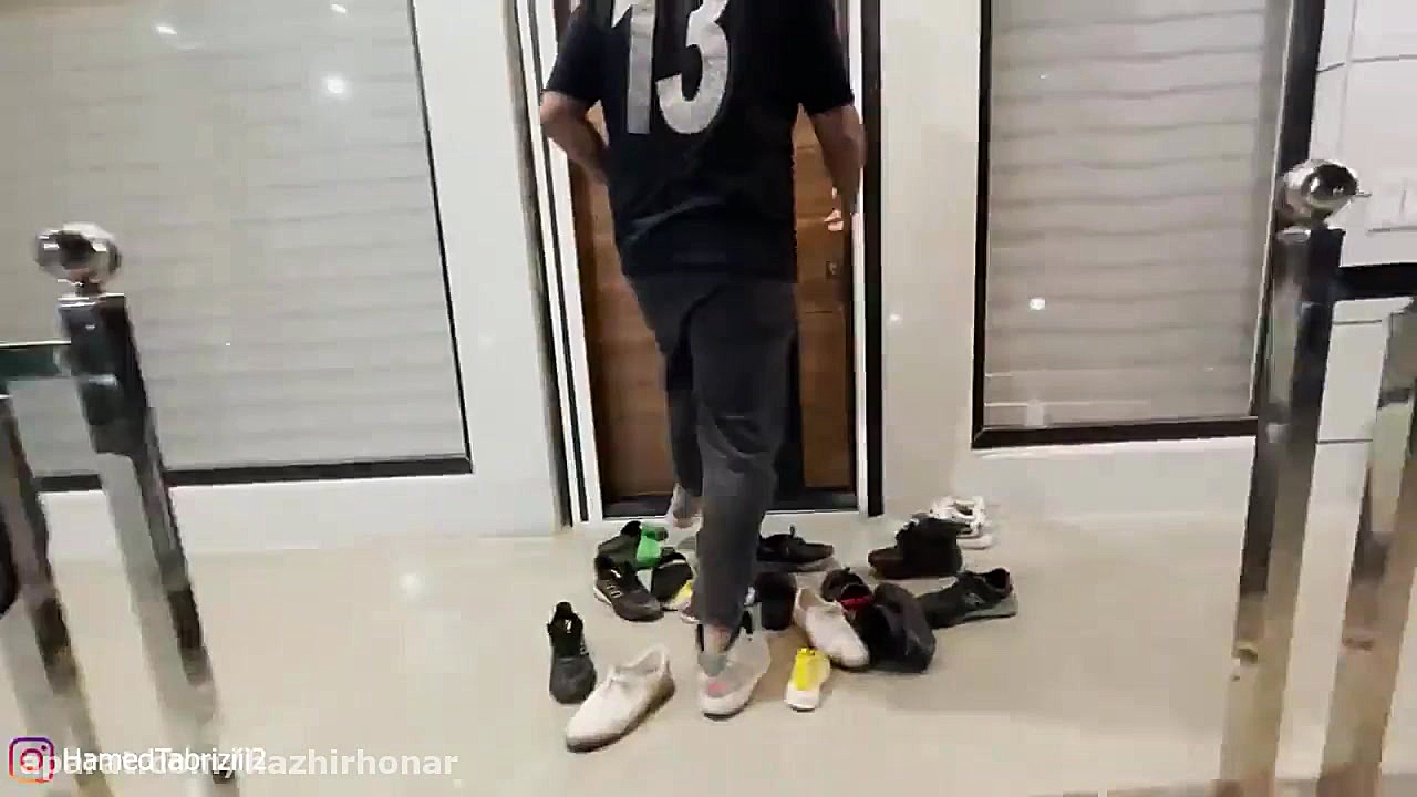 متکدی بود یا چی؟؟ دوربین مخفی...