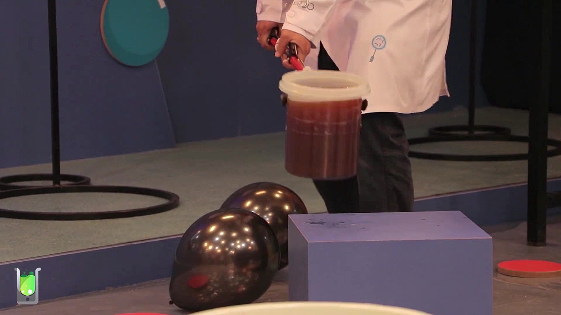 آزمایش های علوم با فیلیمومدرسه...