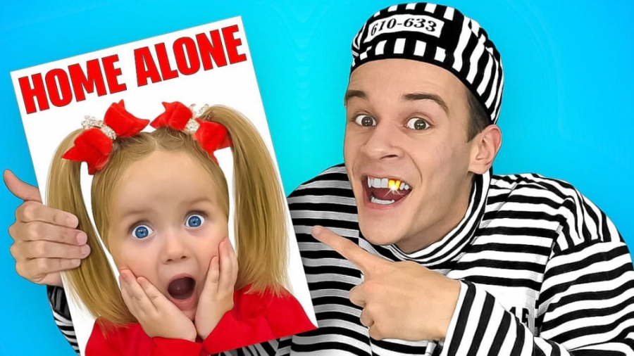 ساشا و دوستان  تنها در خانه