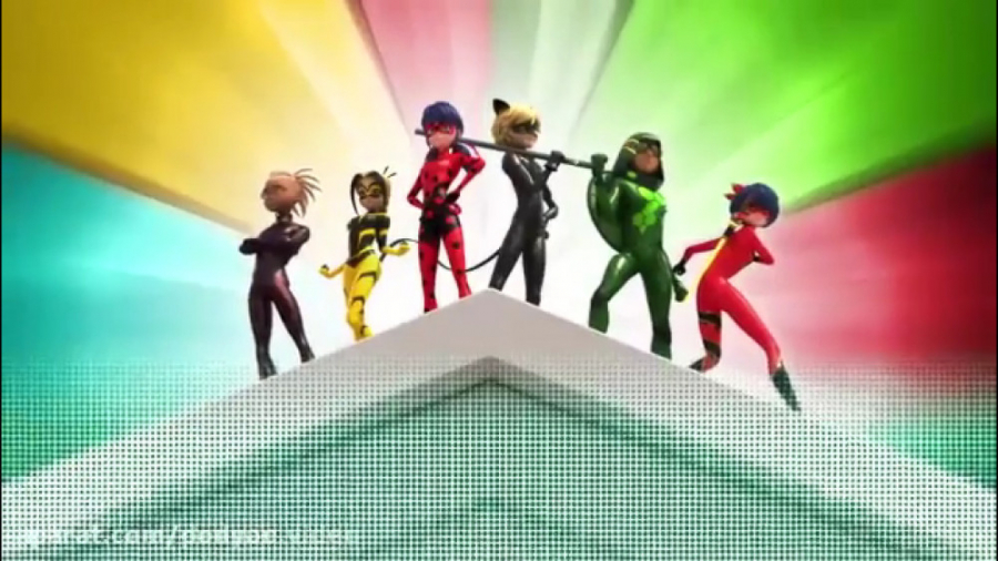 دختر کفشدوزکی و گربه سیاه