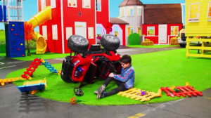 اسباب بازی پزشکی  آمبولانس  آم...