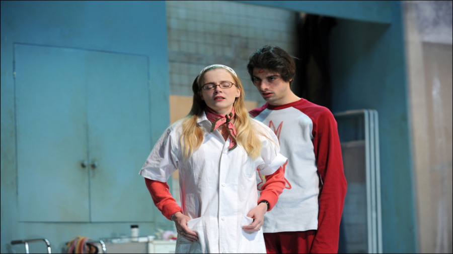 ‌ ‌بخش‌هایی از اجرای نمایش‌نام...