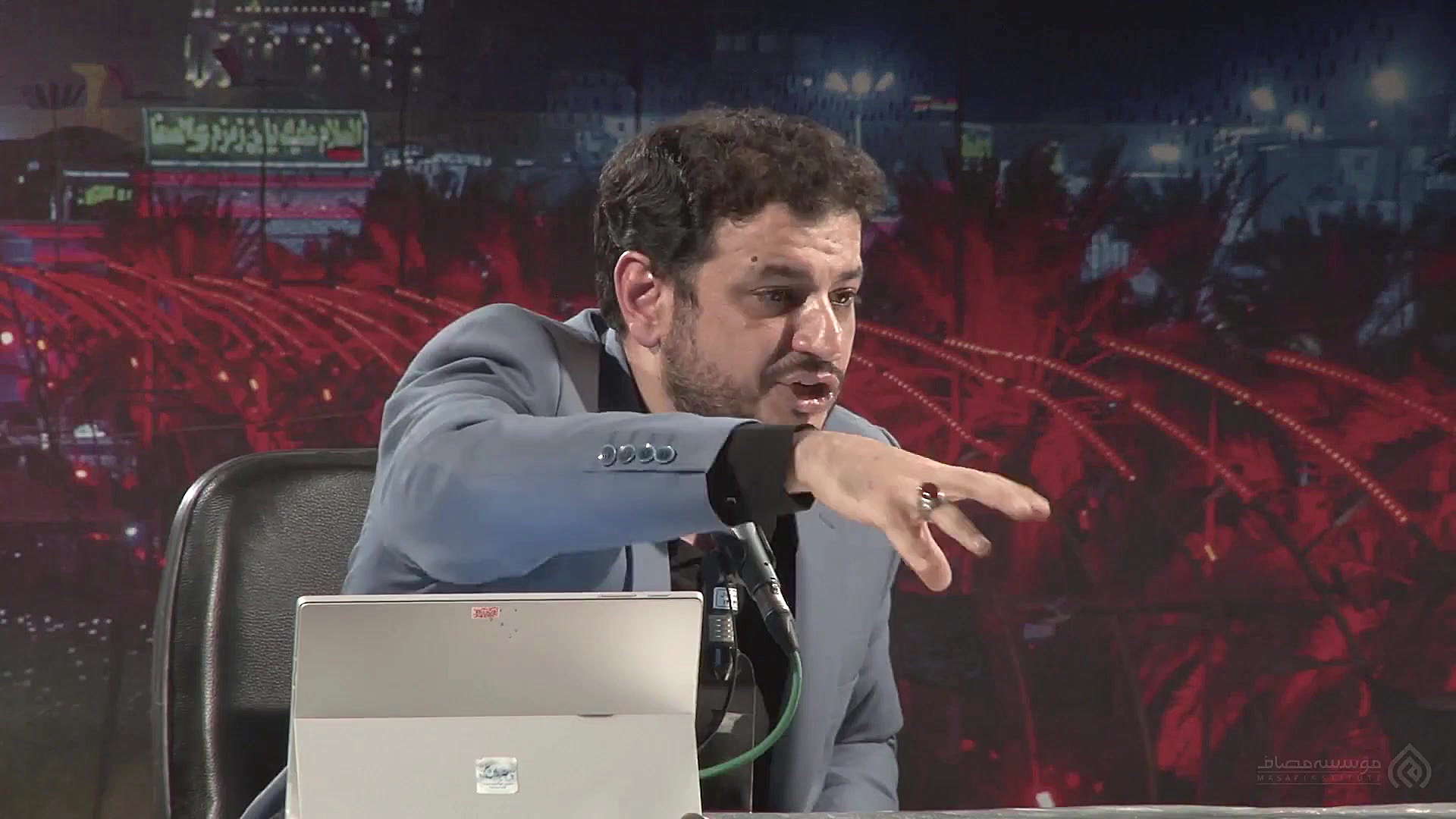 کلیپ استاد رائفی پور  اسوه بخش...