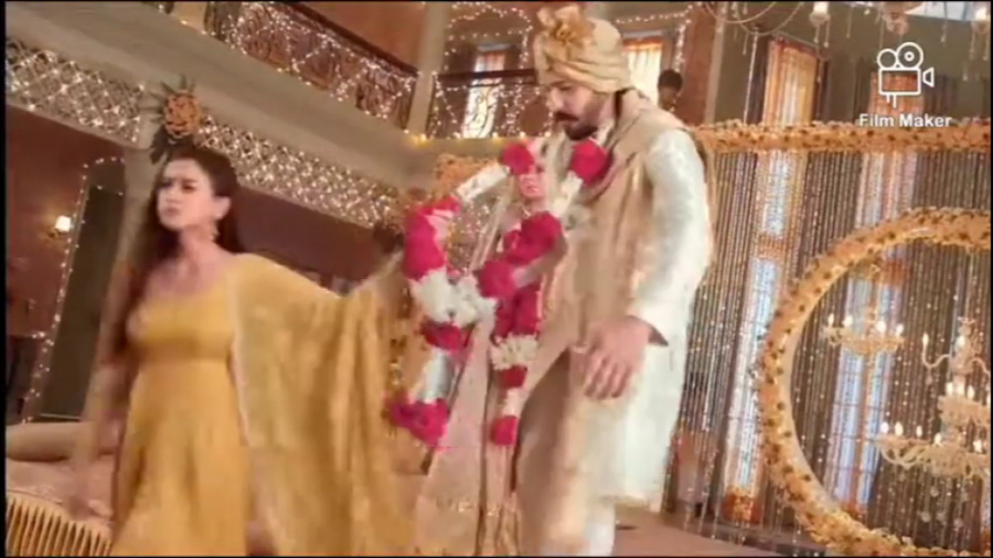 سکانسی از سریال هندی مسحور ( ک...