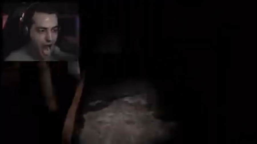 آریا کیوکسر بازی ترسناک خنده د...