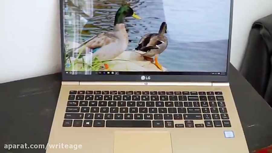 این سبک ترین لپ تاپ 15 اینچی ج...