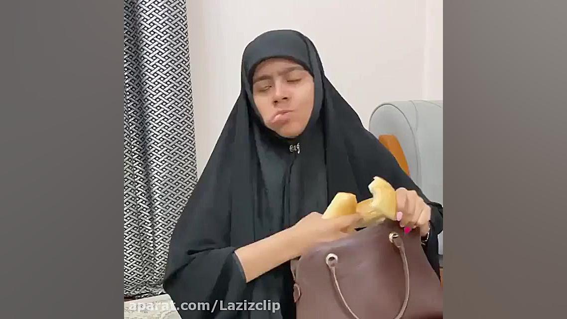 چمدون پر طلا ته خنده