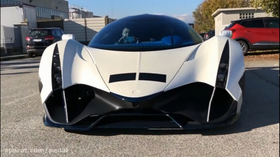 دویل سیکستین ابرخودرو 16 سیلند...