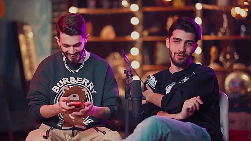 پست یوتیوب فرزاد همراه عرفان ب...