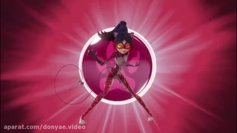 دختر کفشدوزکی و گربه سیاه