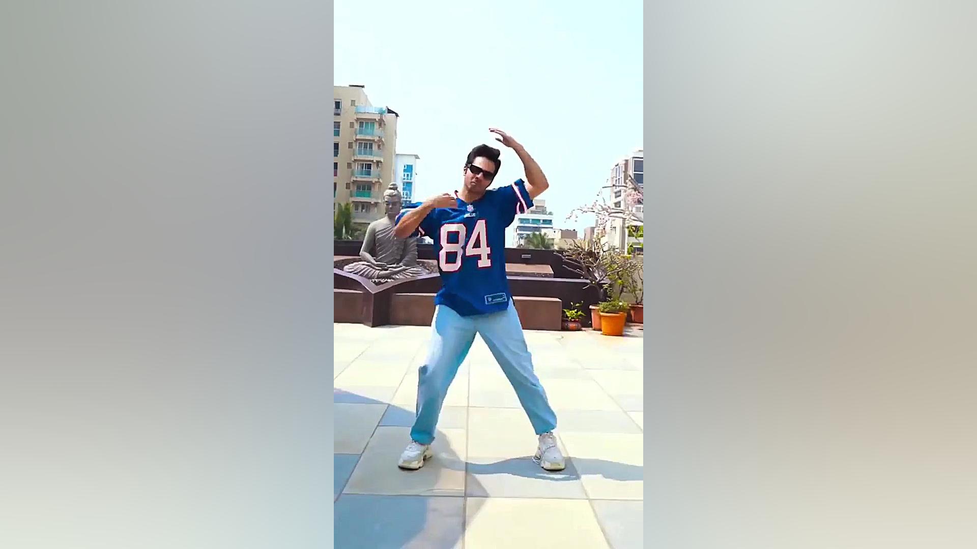 وارون داوان رقاص هندی