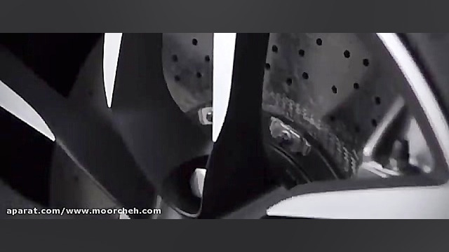 استون مارتین ونکوئیش‬&lrm;