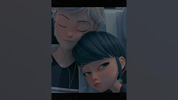 دختر کفشدوزکی و گربه سیاه