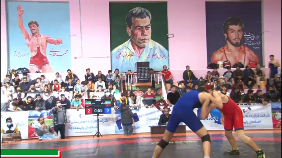 مسابقات کشتی پسران در جشنواره...