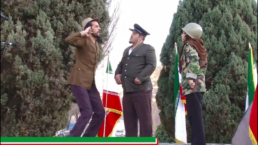 تئاتر خیابانی و اجرای سرودهای...