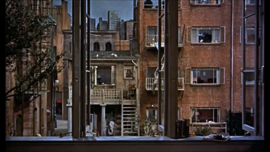 صحنه آغازین فیلم پنجره عقبی آل...