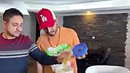 فارسی فرندز پیج ترشی فروشی زد